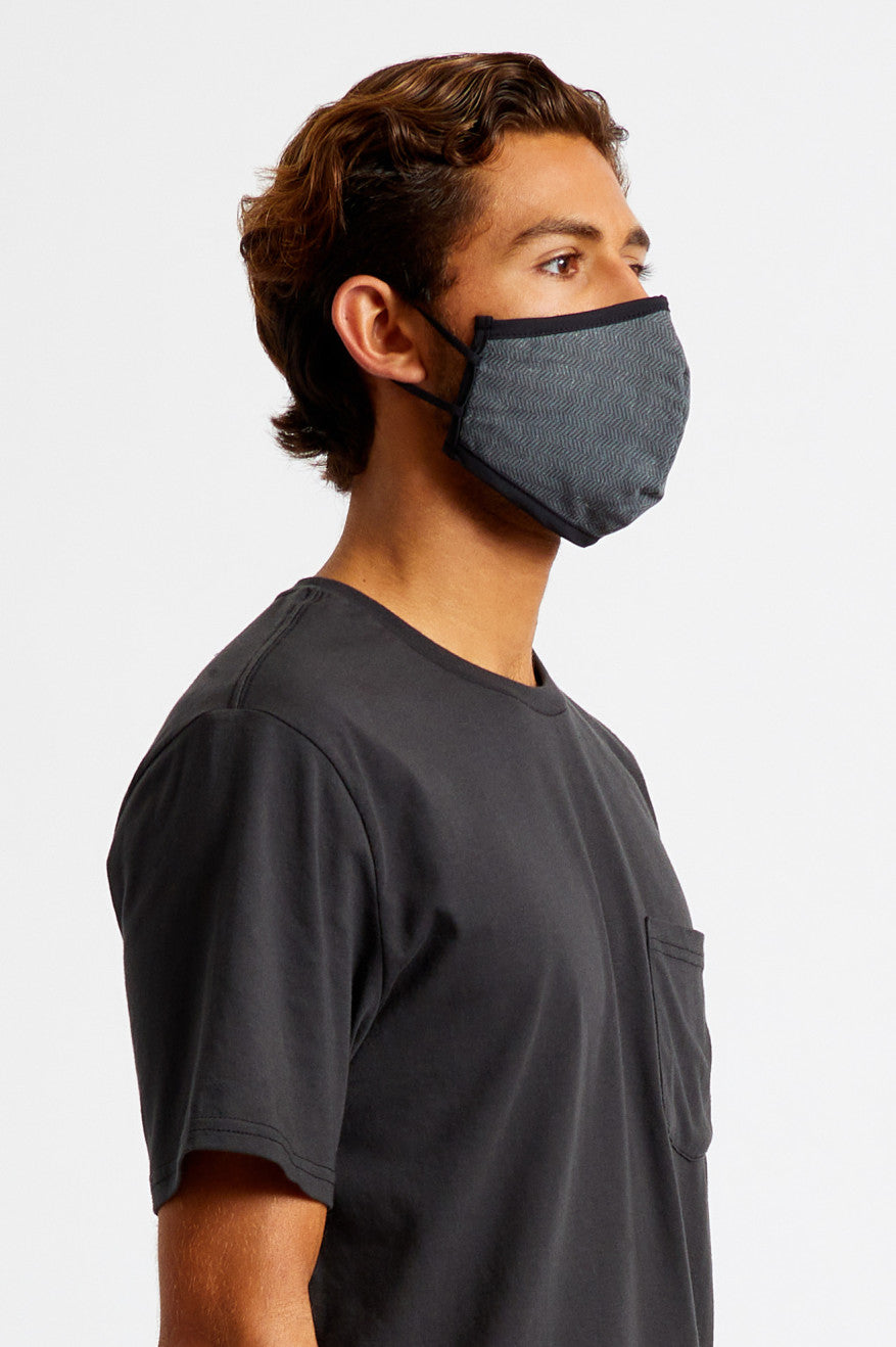 Mascarilla Brixton Antimicrobial 4-Way Stretch Unisex Negras | 12SPZAUWR